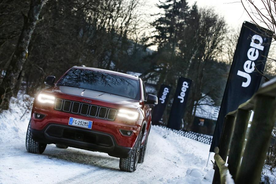  Jeep Grand Cherokee Trailhawk 2016 года  (WW) (фото 39 из 40)